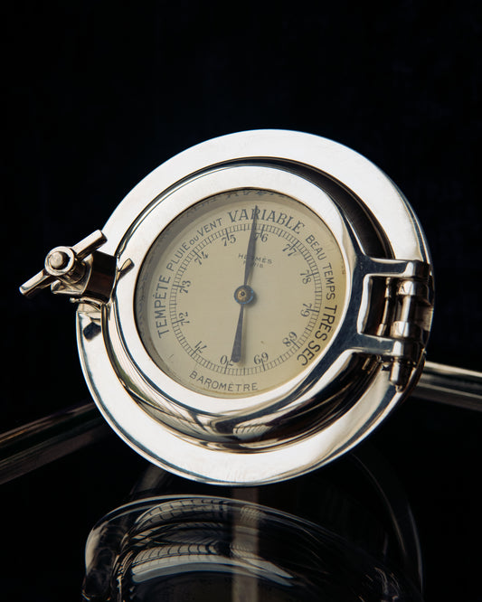 Hermes Barometer, Porthole