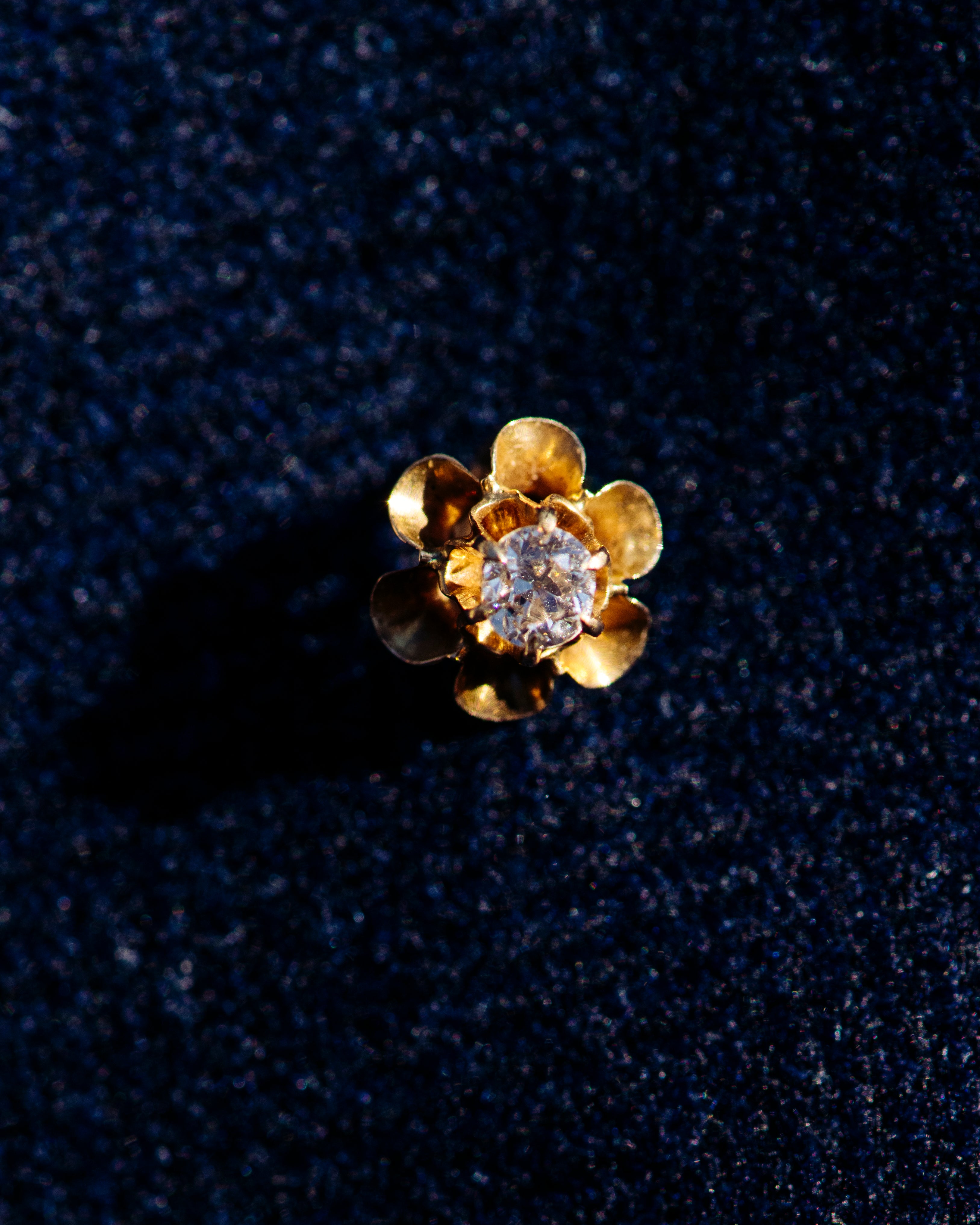Gold Flower Stick Pin with Diamond Center