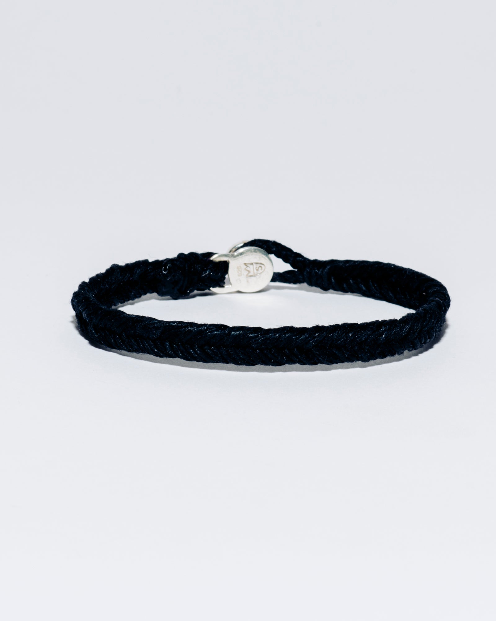 Lapis Button Fishtail Bracelet in Black