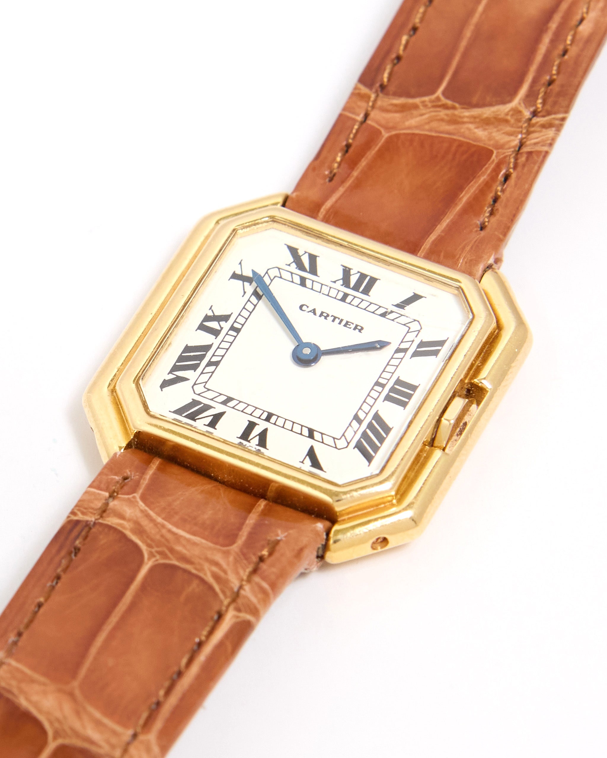 Cartier Ceinture 78099 with Paris Dial in Yellow Gold Case on Leather Strap and Buckle