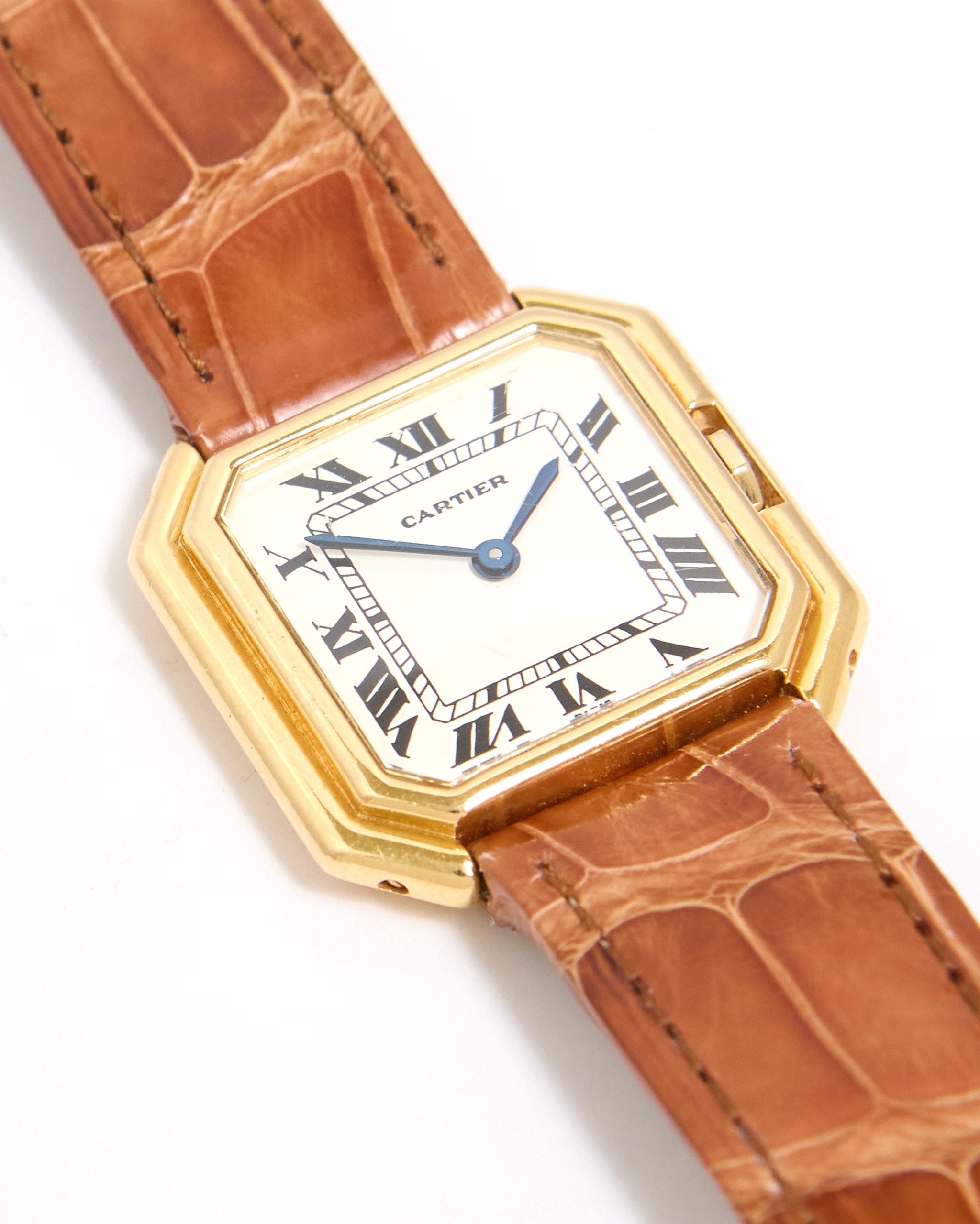 Cartier Ceinture 78099 with Paris Dial in Yellow Gold Case on Leather