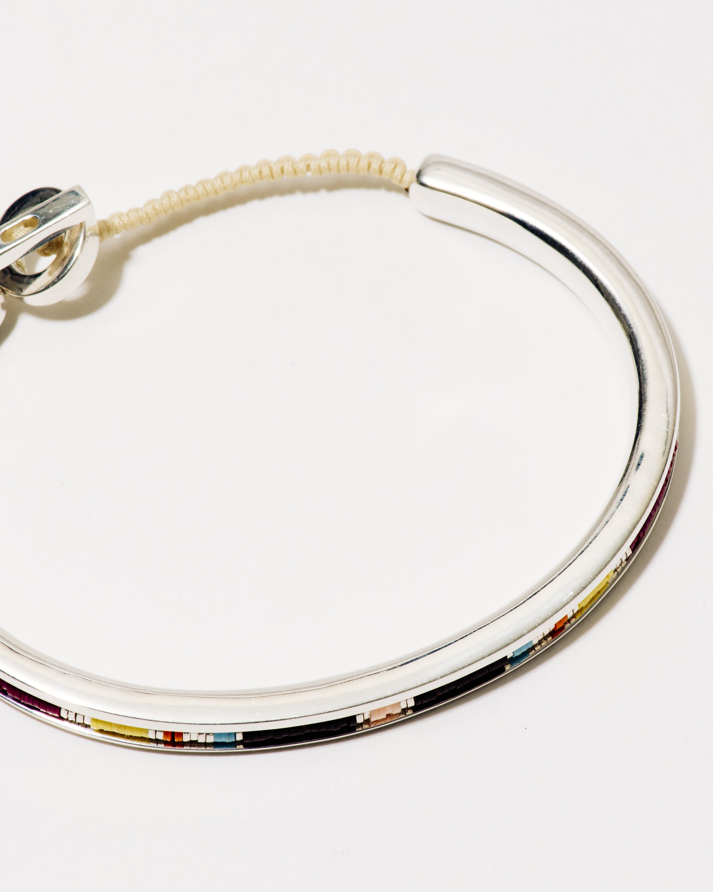 Jay Square Cuff Brown Pattern