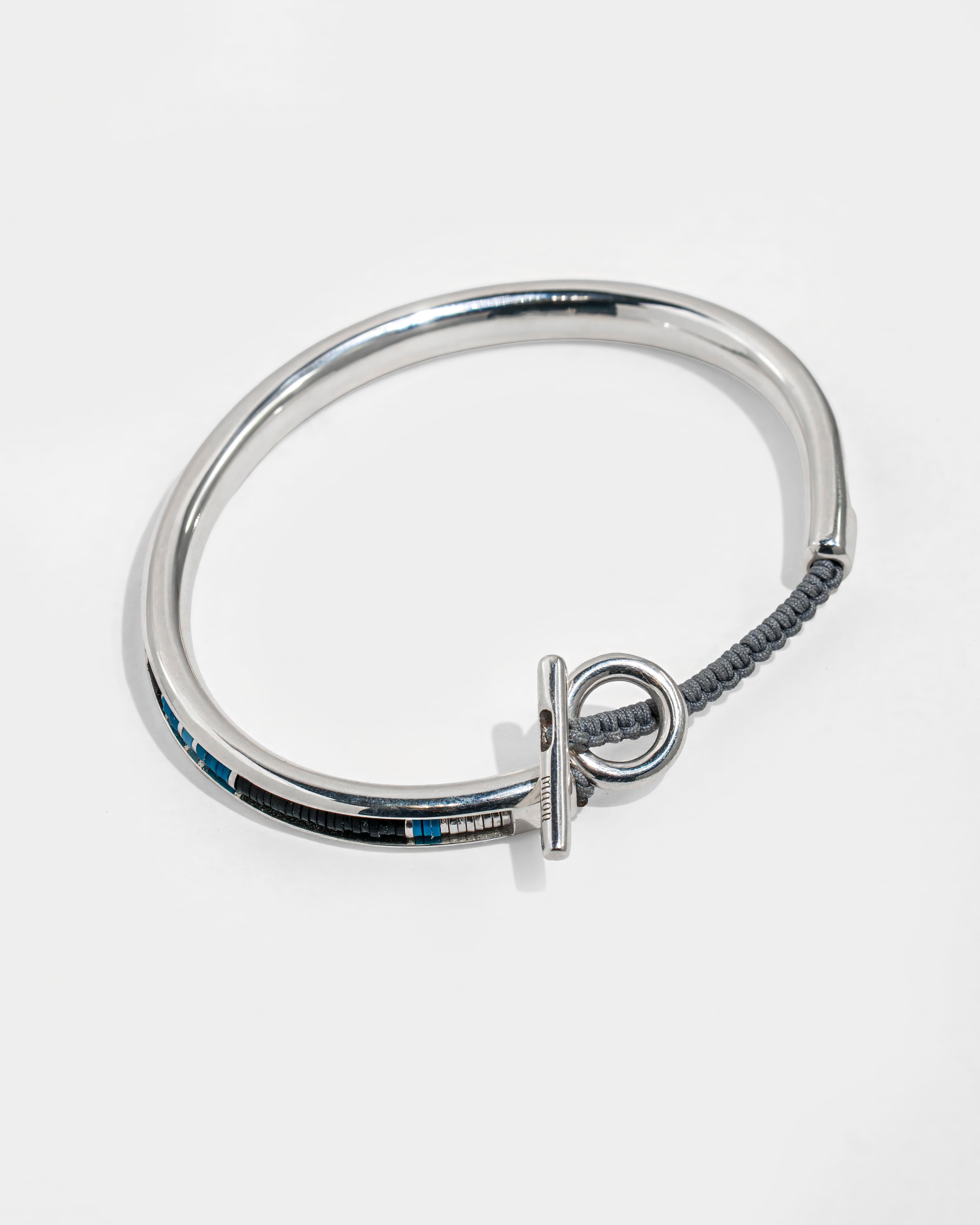 Oblong Square Cuff Blue Pattern