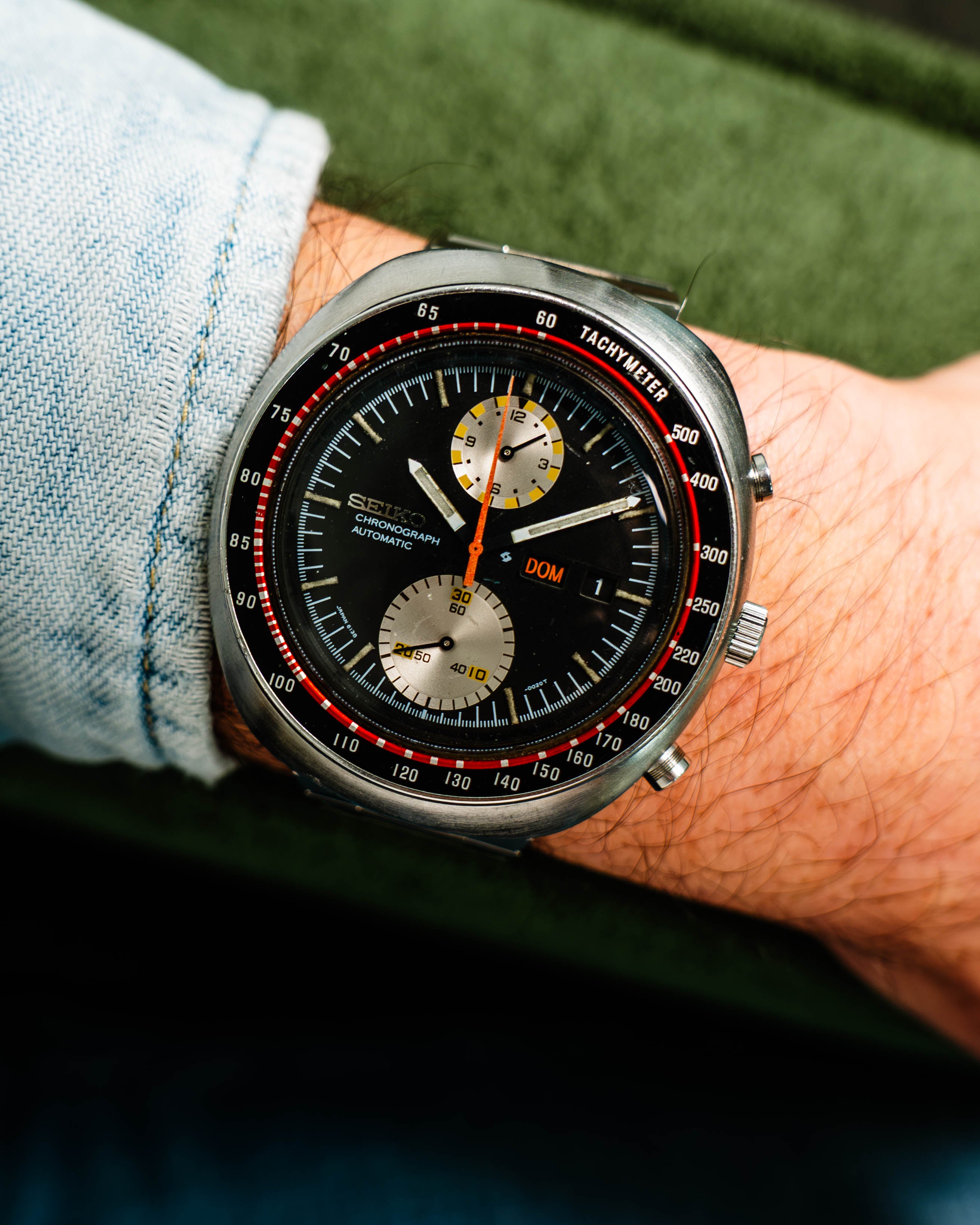 Seiko UFO Chronograph 6138-0011 Automatic in Steel Case on Steel Brace