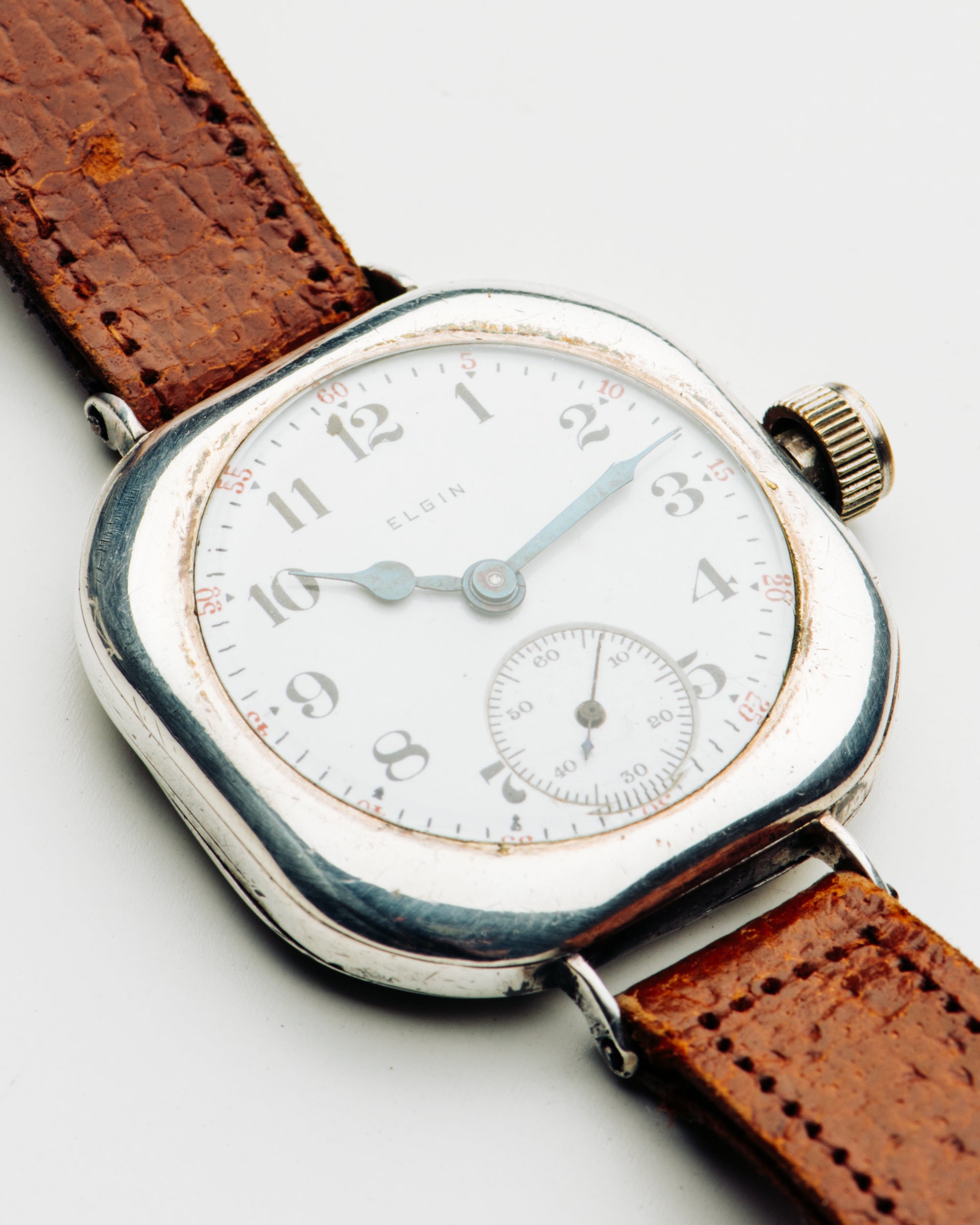 Porcelain Red Minute Mark Dial “Big Crown”